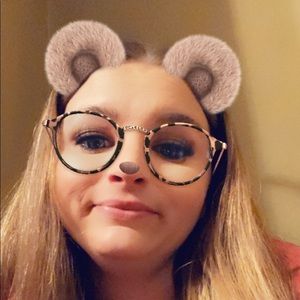 Meet your Posher, Natasha